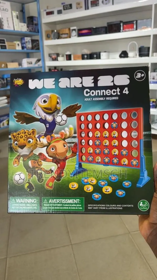 Classic Connect 4 Board Game · Photo 1