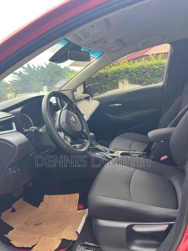 Toyota Corolla 2020 Red · Photo 1