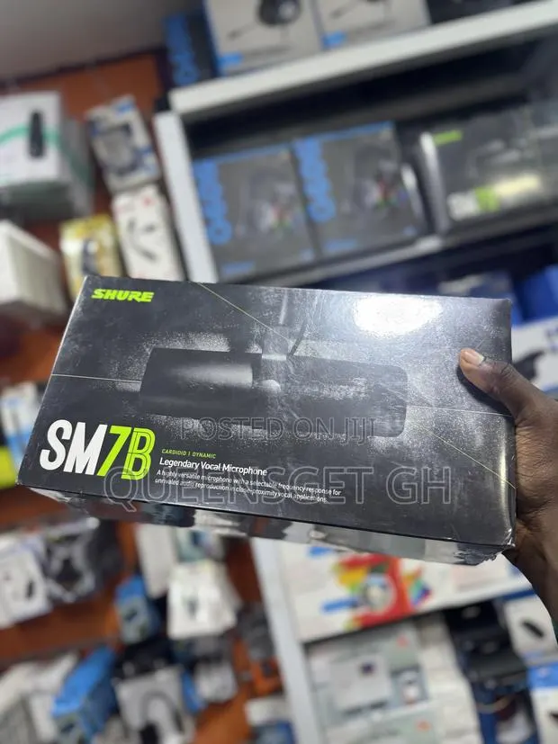 Shure SM7B Podcast Microphone · Photo 1