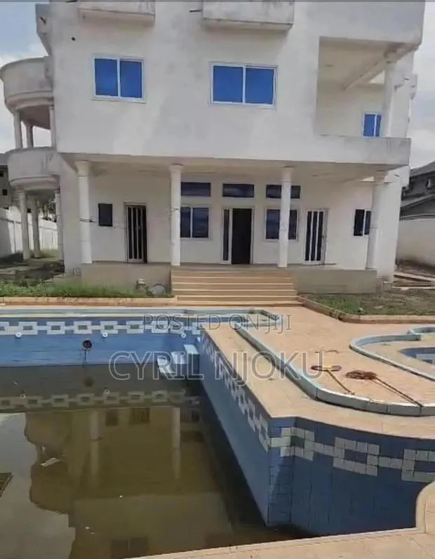 9bdrm Mansion in Accra Metropolitan for sale · Photo 1