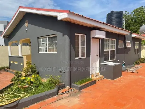 Furnished 2bdrm House in East Legon, Boundary Road Area for rent · Photo 1