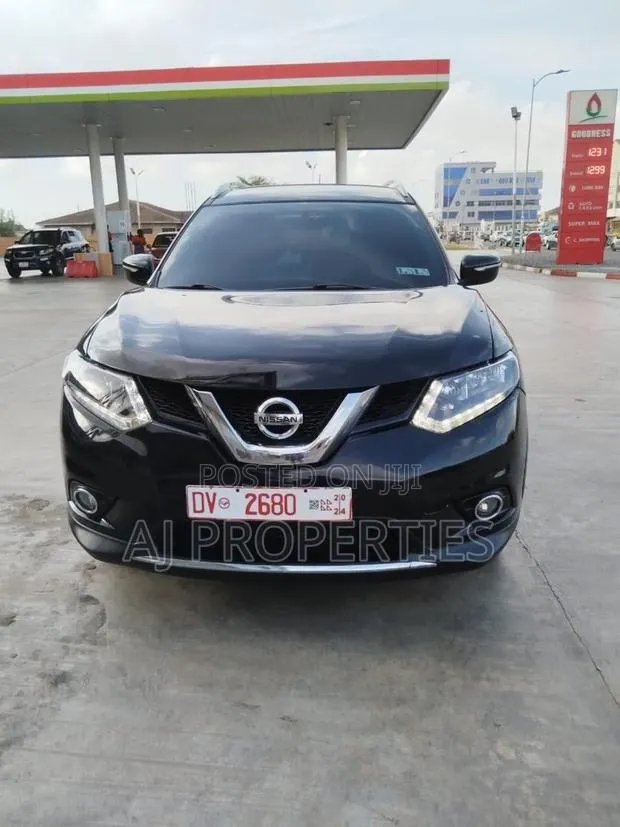 Nissan Rogue 2016 Black · Photo 1