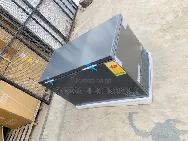 371l Chest Freezer Single Door Dark Grey Samsung · Photo 1