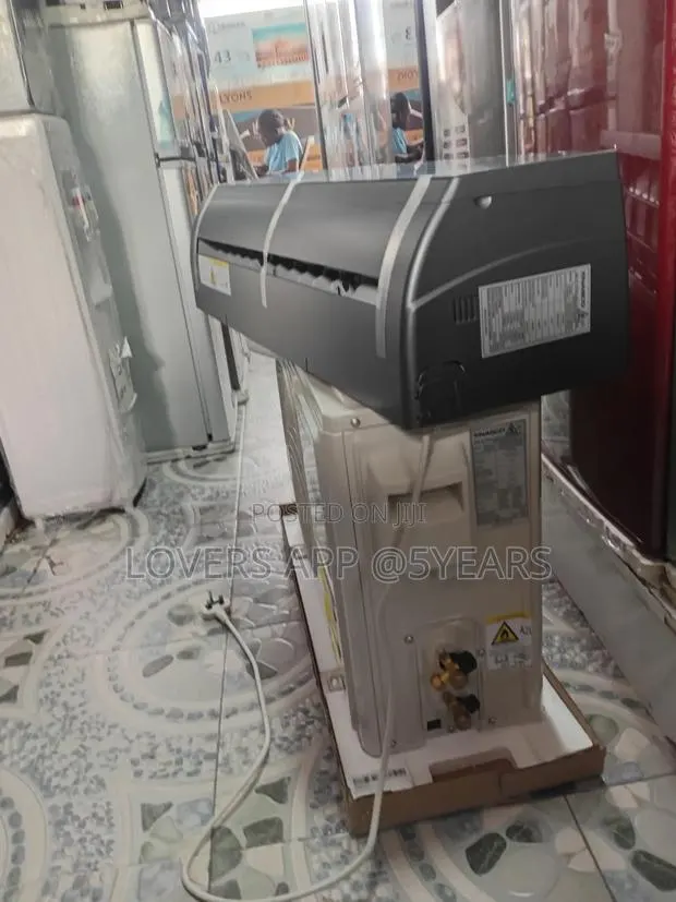 Nasco 1.5hp Mirror Finish Split Air Conditioner. · Photo 1