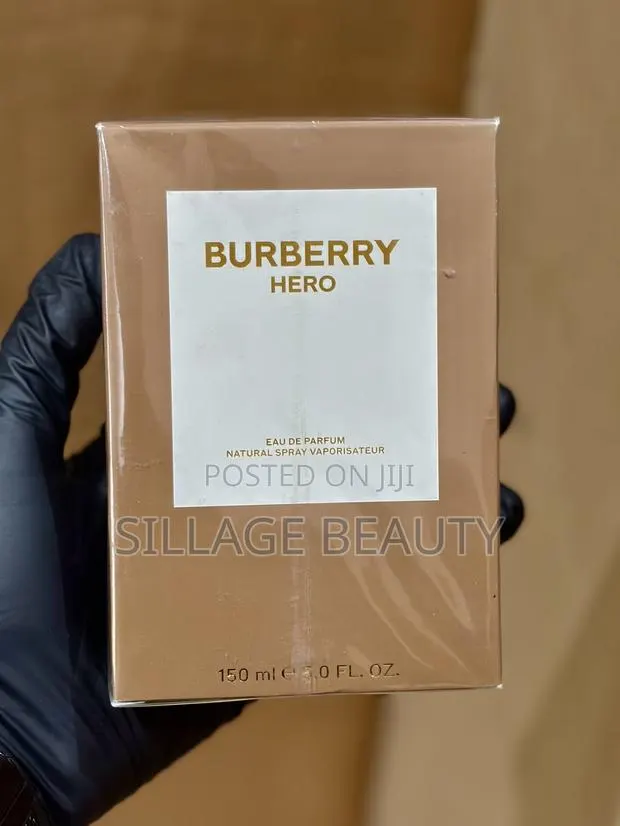 Burberry Hero Eau De Parfum 150ml · Photo 1