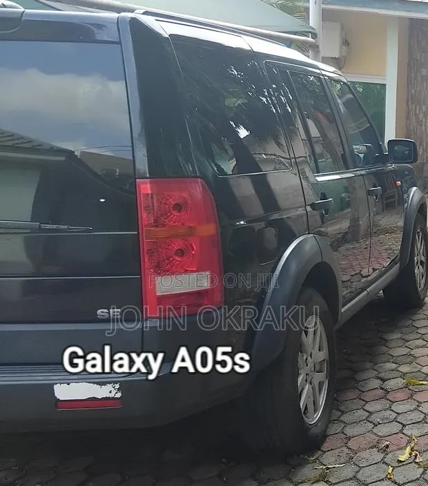 Land Rover Lr3 Base AWD 2009 Black · Photo 1