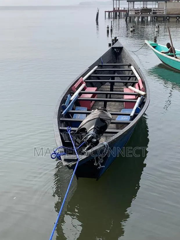 Boat With Machine · Photo 1