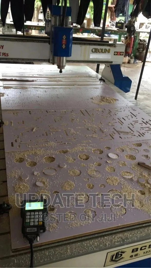 CNC Cutting · Photo 1