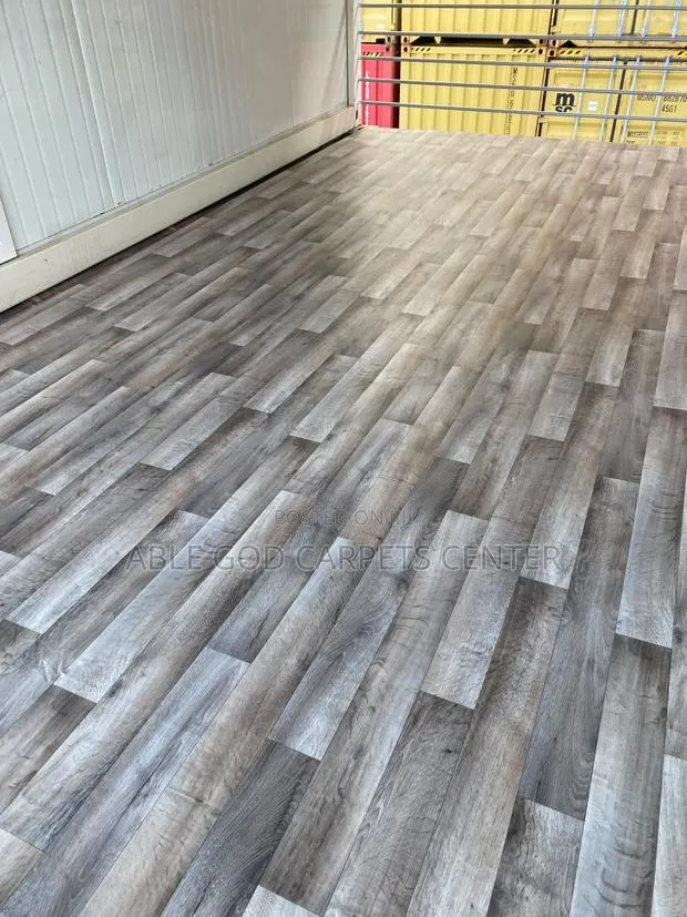 Quality and Thick Rubber Carpets With Best Installation Services · Photo 1