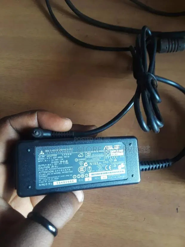 Asus Atom Laptop Charger · Photo 1