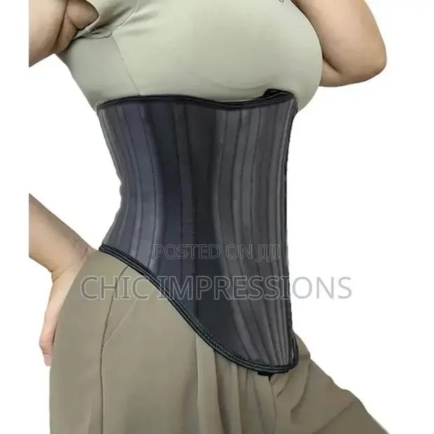 Waist Trainer With Short Back · Photo 1