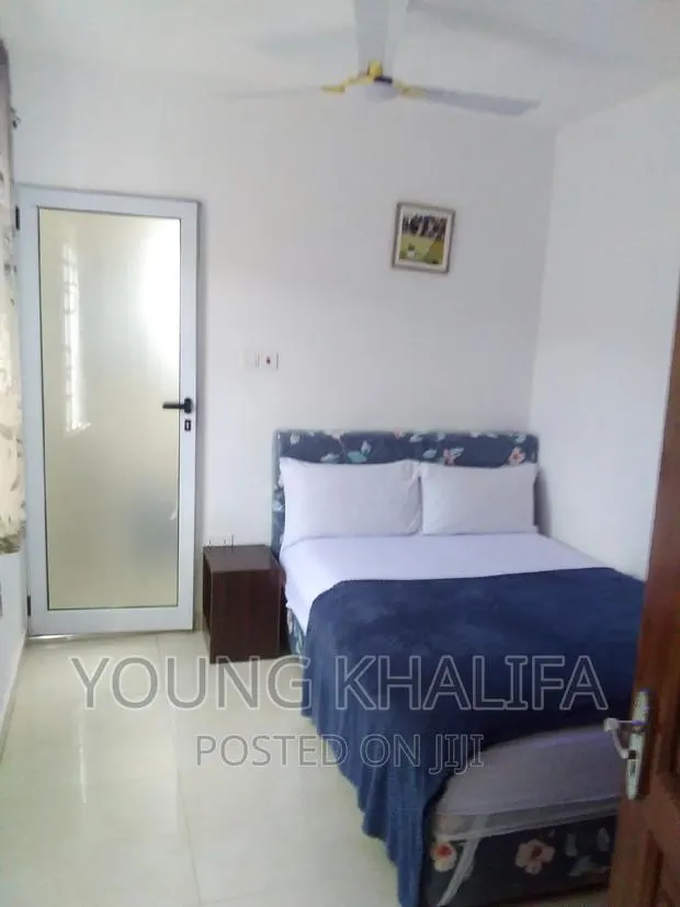 Newly Built Apartment for Rent Community 18 Estate · Photo 1