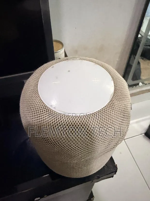 Apple HomePod Smart Speaker · Photo 1