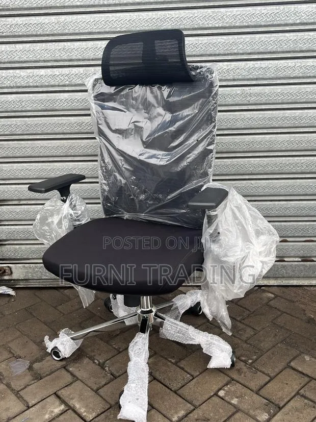 Executive Office Chair · Photo 1