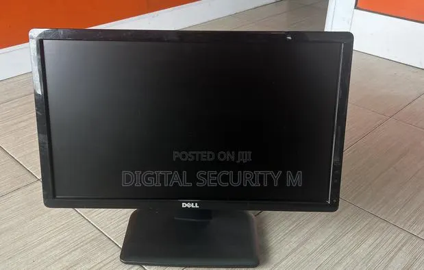 Dell 20” Monitor Very Good for Office N Business Used · Photo 1