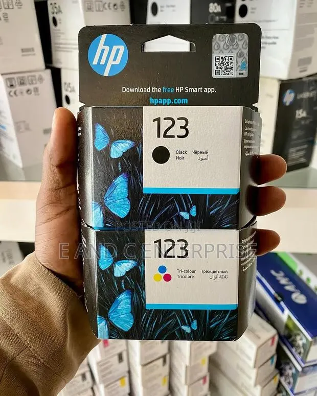 Hp 123 Ink Black and Tri-Colour · Photo 1