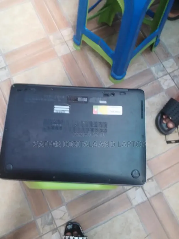 New Laptop HP EliteBook 840 G5 4GB Intel Core I7 HDD+SSD 128GB · Photo 1