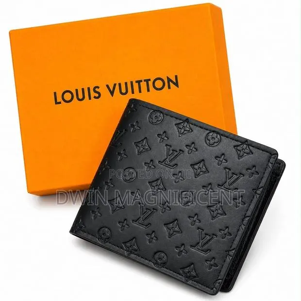 Gucci and Louis Vuitton Wallets · Photo 1