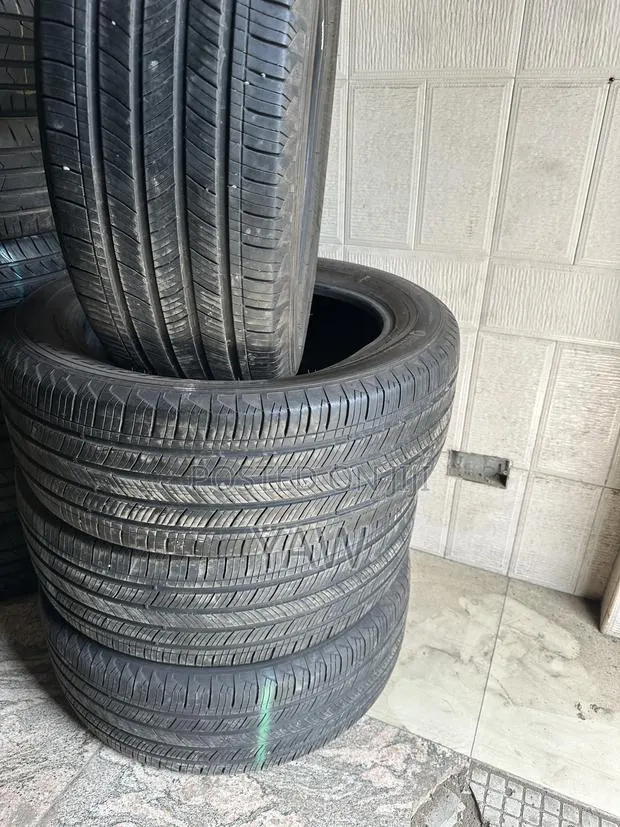 Michelin Home Used Tyres: 235/55r19 · Photo 1