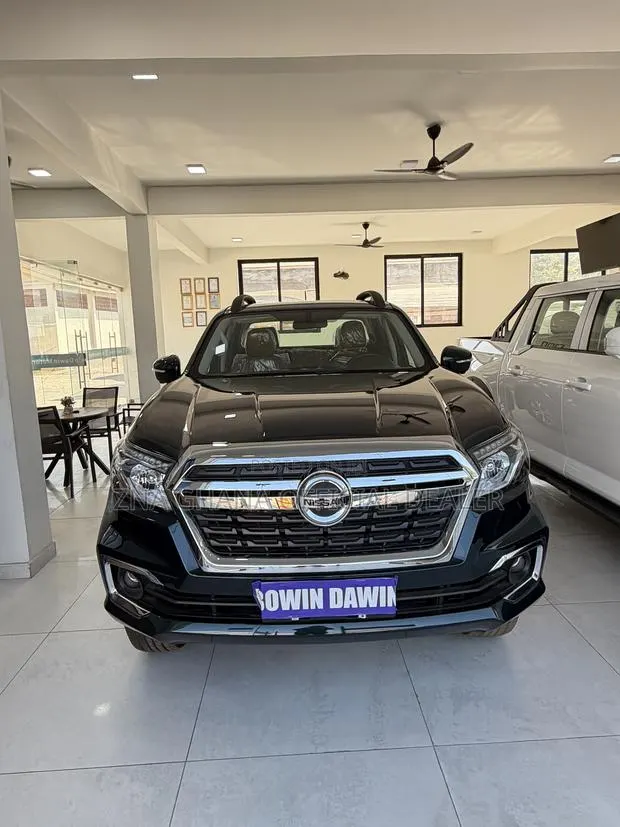 New Dongfeng Rich 6 2026 Green · Photo 1