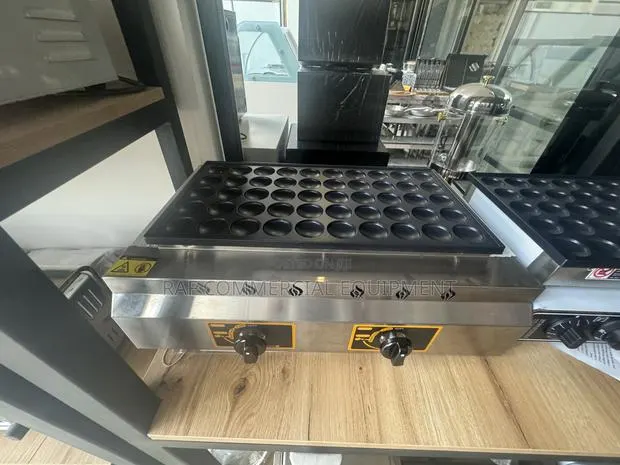 Mini Pancake Machine 50 Hole Gas · Photo 1