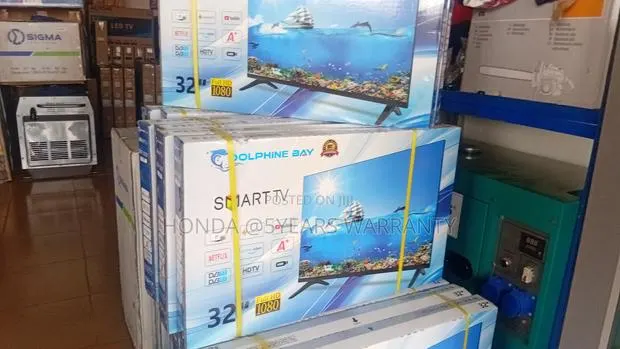 Dolphine 32inchs Smart Tv With Wi-Fi · Photo 1