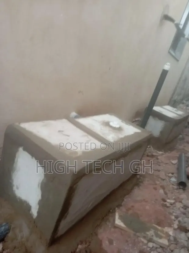 Espert Bio Digester/Bio-Fil Toilet · Photo 1
