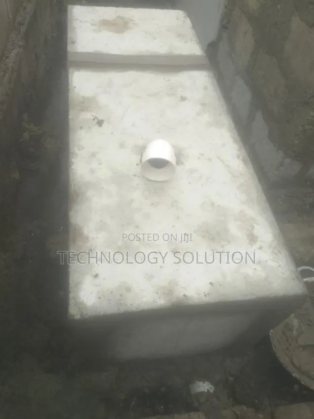 Wc, Biodigester and Bathroom · Photo 1