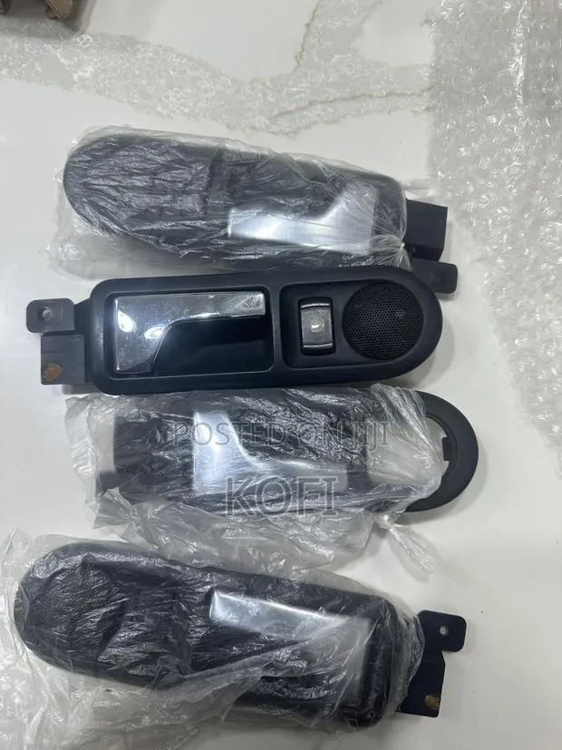 Passat Interior 4set Door Handles · Photo 1