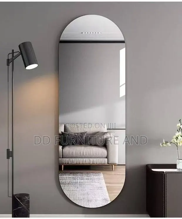 Elongated Oval Full-Length Wall Mirror · Photo 1