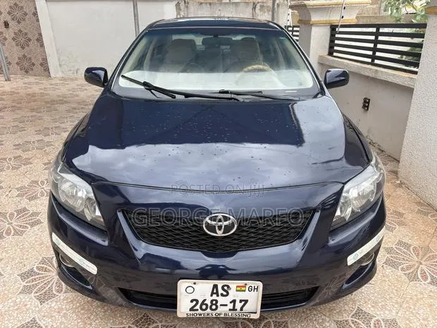 Toyota Corolla 2010 Blue · Photo 1