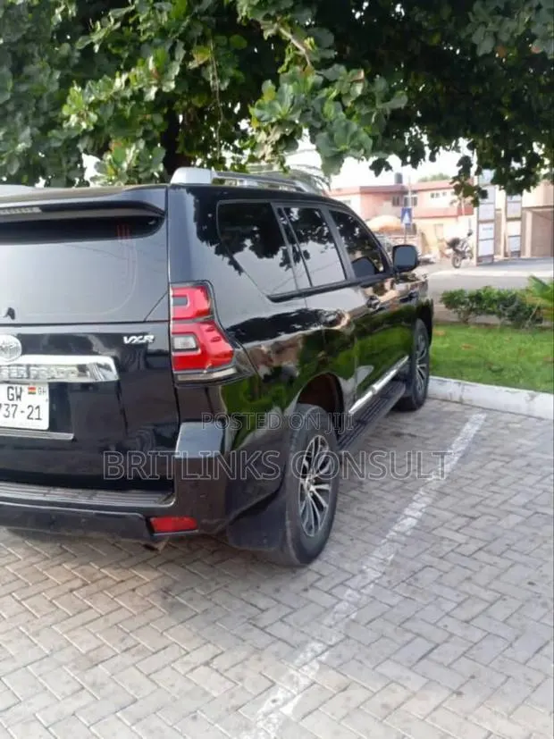 Toyota Land Cruiser Prado Available for Rentals Book Now! · Photo 1