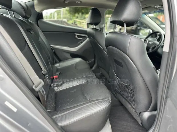 Hyundai Elantra Limited 4dr Sedan (1.8L 4cyl 6A) 2014 Gray · Photo 1