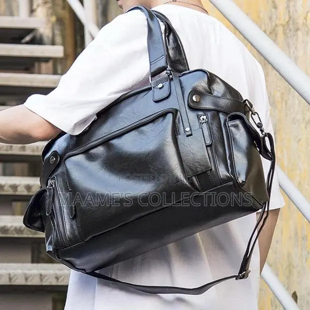 Solid Leather Duffel Bag / Travel Bag · Photo 1