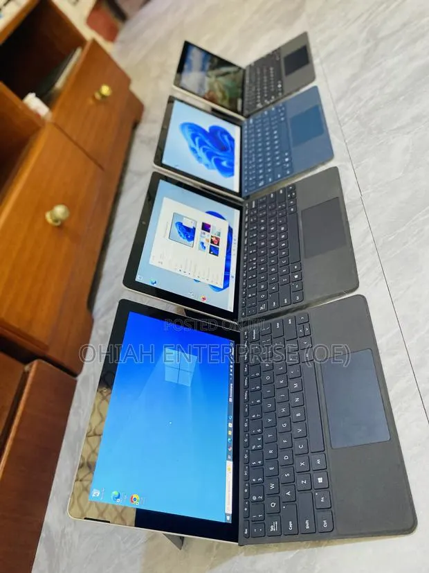 Laptop Microsoft Surface Go 4GB Intel Pentium SSD 128GB · Photo 1