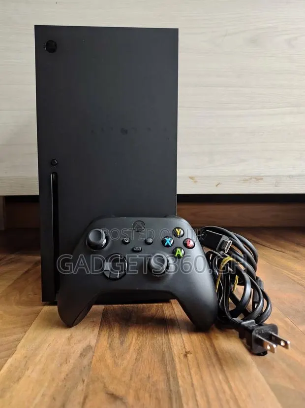 Microsoft Xbox Series X (1tb + 13 Loaded Games) · Photo 1