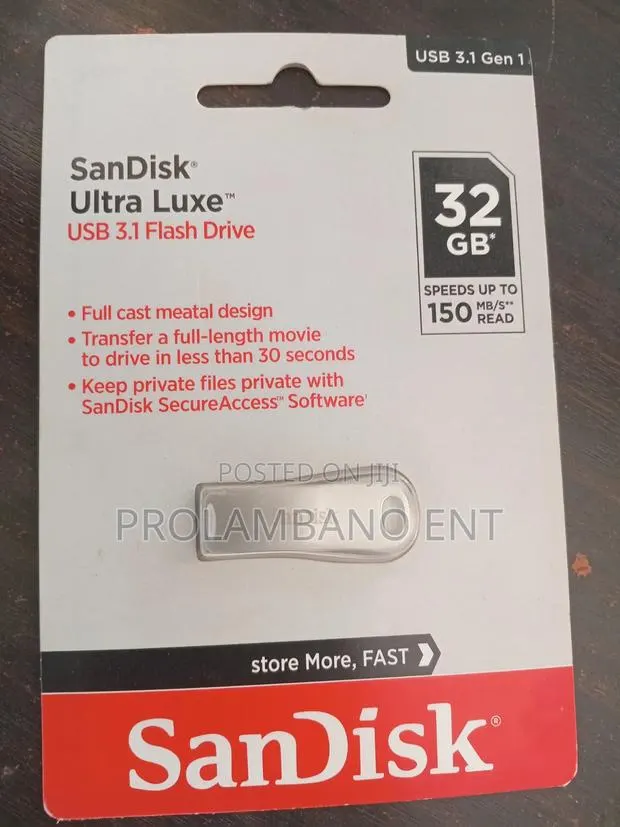 32GB Sandisk Ultra Luxe Flash Drive · Photo 1