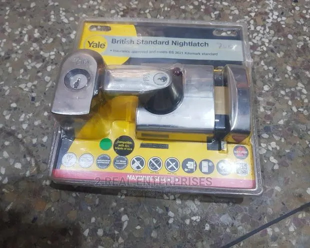 Yale British Standard Nightlatch · Photo 1