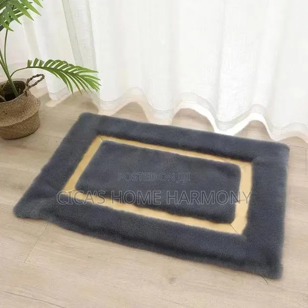 Elegant Bedside Mat · Photo 1