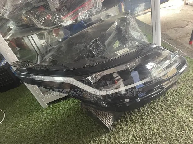 Range Rover Velar 2018-2022 Headlights Original · Photo 1