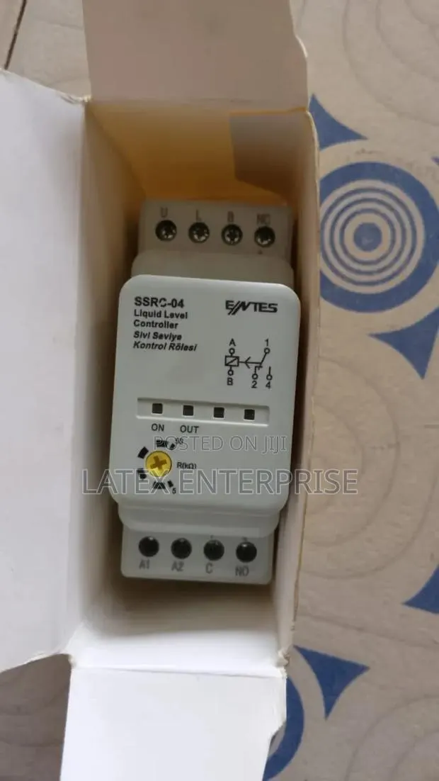 Liquid Level Controller · Photo 1