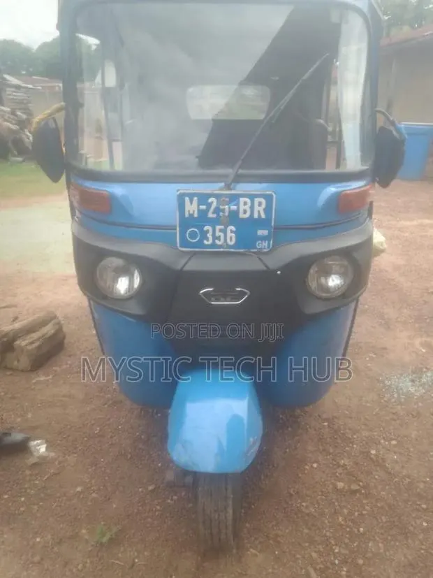 Bajaj RE 2025 Blue · Photo 1