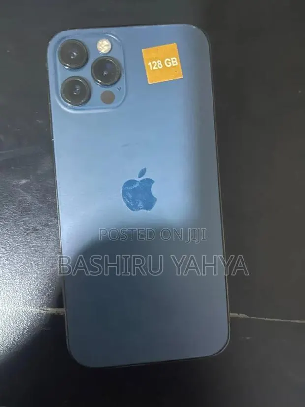 Apple iPhone 12 Pro 128 GB Blue · Photo 1