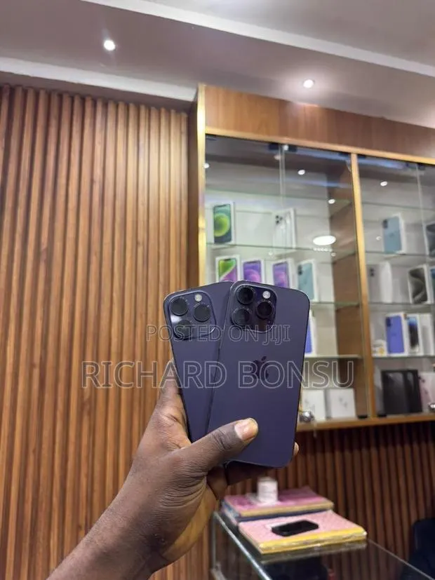 New Apple iPhone 14 Pro 128 GB Black · Photo 1