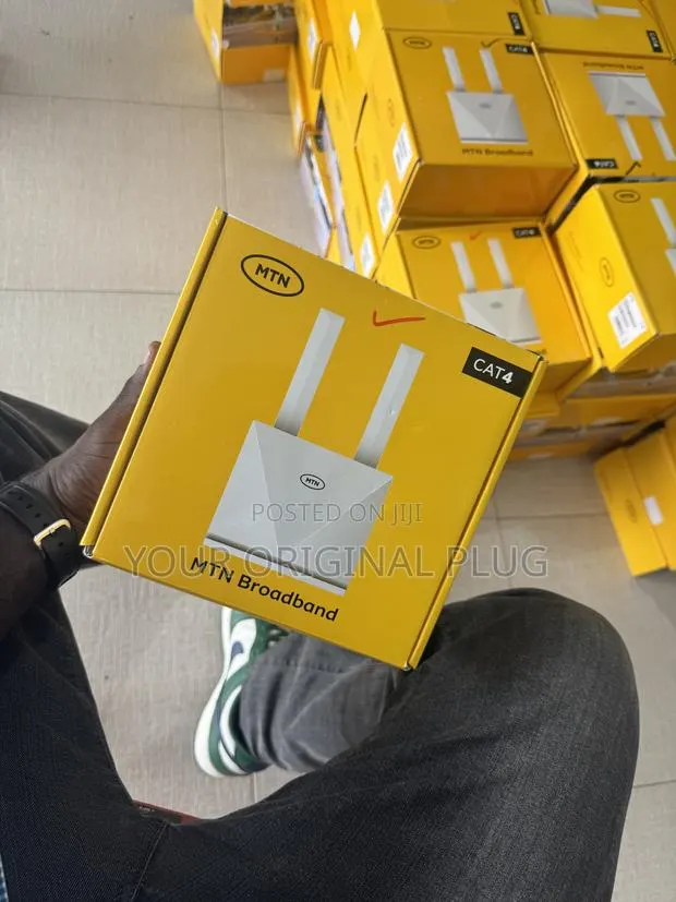 MTN Universal Broadband 4g Router, + Backup Battery · Photo 1