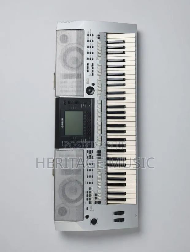 Yamaha S900 · Photo 1