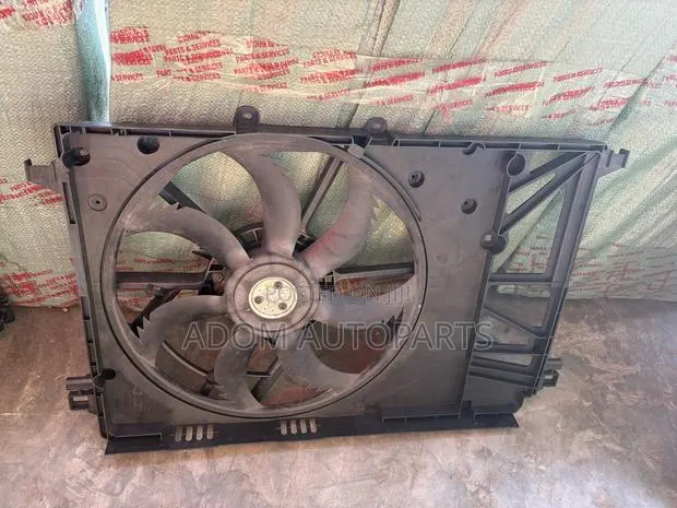 Toyota Camry Radiator Fan 2018 2019 2020 2021 2022 2023 2024 · Photo 1