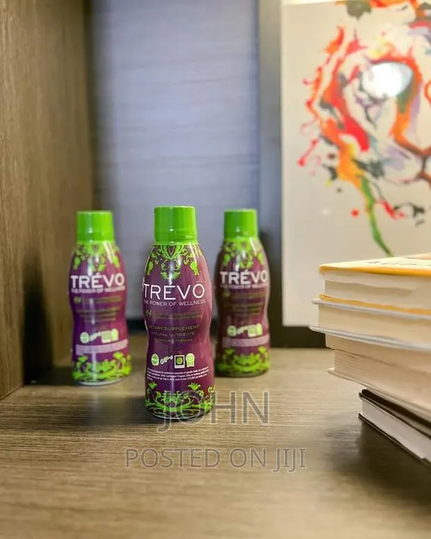 174 Natural Ingredients in One Bottle · Photo 1