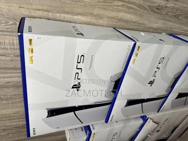Play Station5 · Photo 1