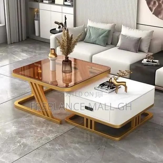 Square Double Center Table · Photo 1